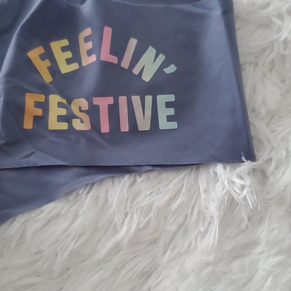 VSPINK HOLIDAY PANTIES!!! - Picture 2 of 3